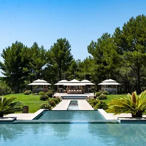 https://hotel-and-spa-du-castellet.fr-provencehotel.com