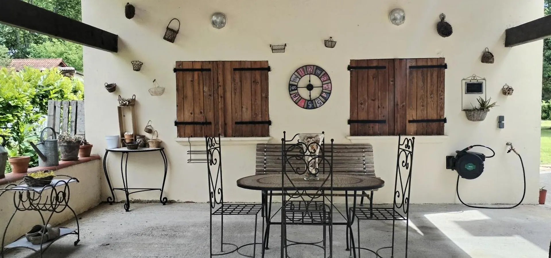 La Casanat Bed & Breakfast Montgiscard 0*,  France